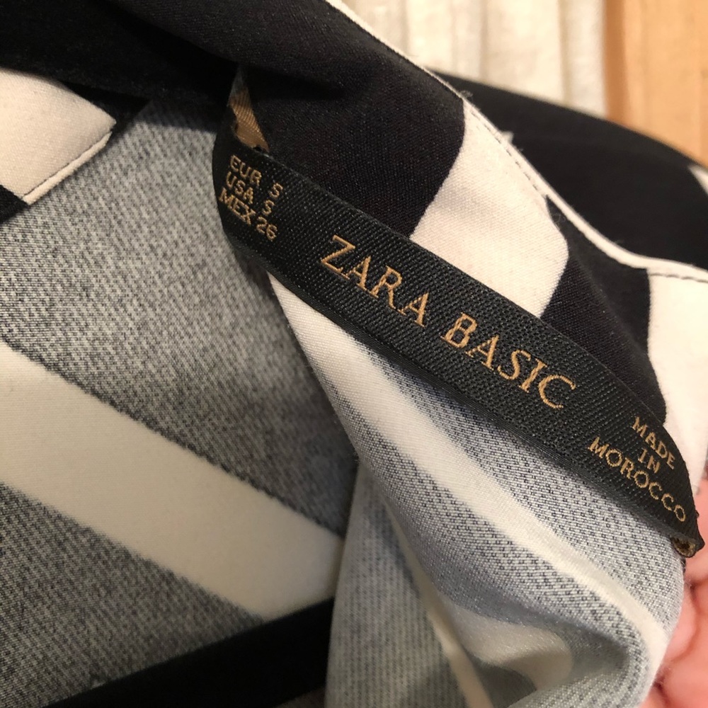 Zara Basic blouse - Picture 3 of 3